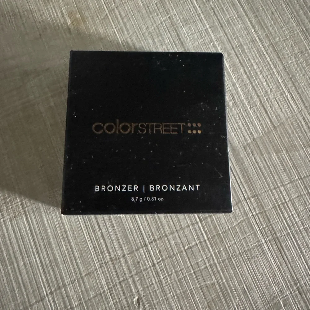 New in Box Colorstreet Bronzer Color: Savvy